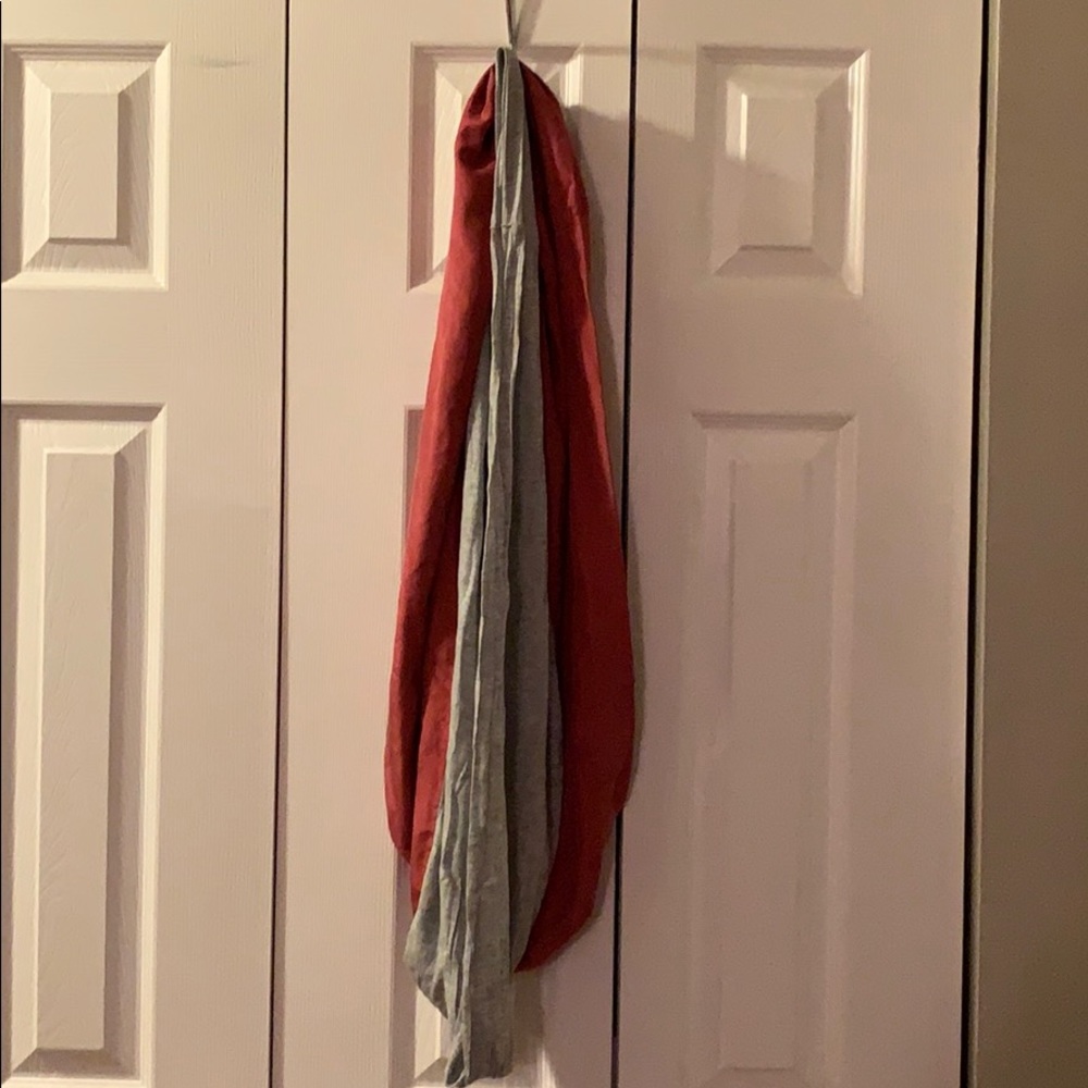 🎉BOGO 🎉Cute Banana Republic scarf